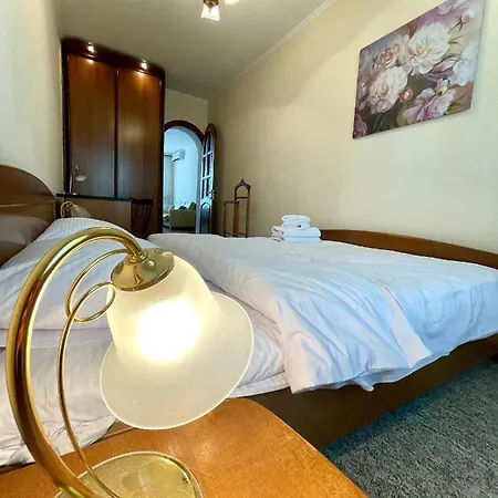 Апартаменти One Bedroom On European Sqr Київ