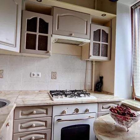 One Bedroom On European Sqr Апартаменти